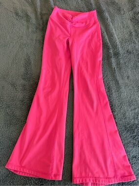 Yogalicious wide leg pants girls size S 7/8T in hot pink